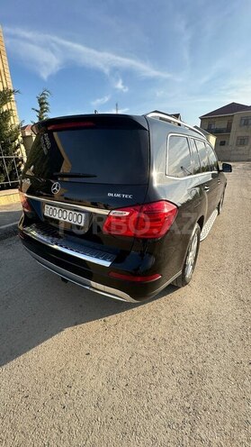 Mercedes GL 350 4MATIC 2015, 294,000 km - 3.0 l - Bakı