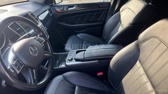 Mercedes GL 350 4MATIC 2015, 294,000 km - 3.0 l - Bakı