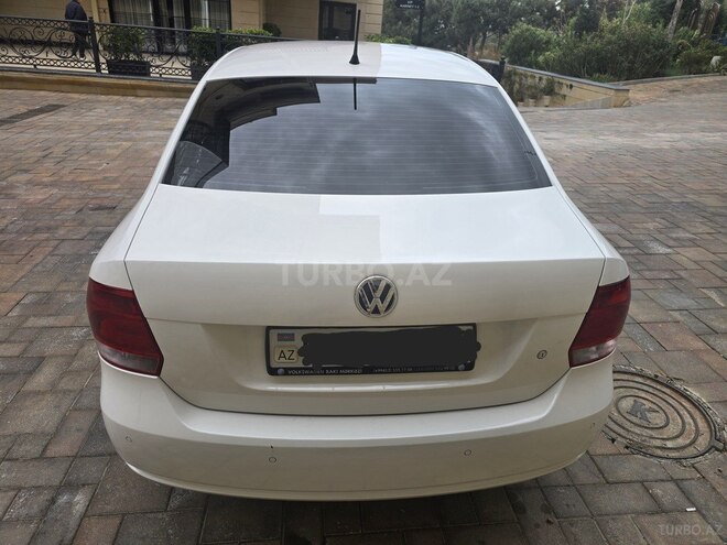 Volkswagen Polo 2013, 254,000 km - 1.6 l - Bakı