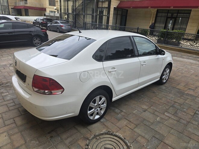 Volkswagen Polo 2013, 254,000 km - 1.6 l - Bakı