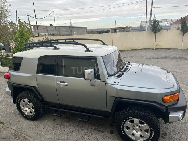 Toyota FJ Cruiser 2010, 163,000 km - 4.0 l - Bakı