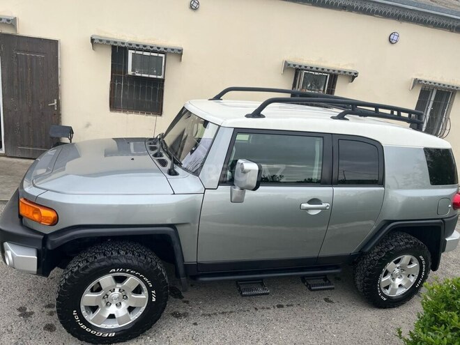 Toyota FJ Cruiser 2010, 163,000 km - 4.0 l - Bakı