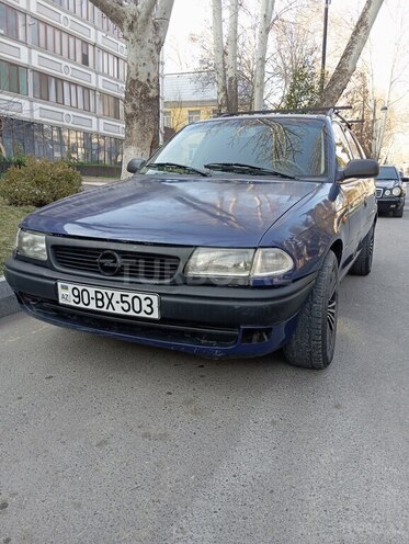 Opel Astra 1995, 500,000 km - 1.6 l - Göyçay