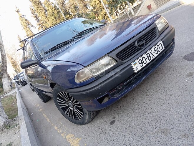Opel Astra 1995, 500,000 km - 1.6 l - Göyçay