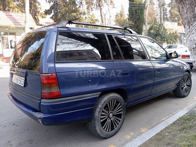 Opel Astra 1995, 500,000 km - 1.6 l - Göyçay
