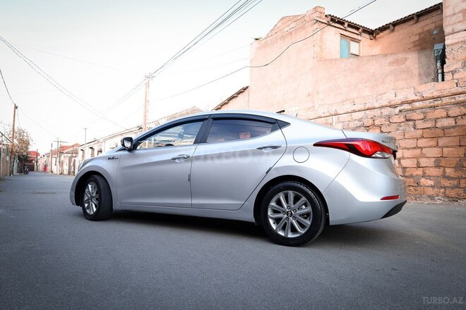 Hyundai Avante 2014, 156,520 km - 1.6 l - Bakı