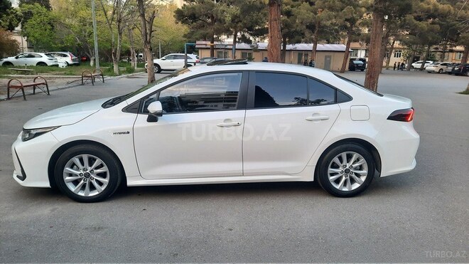 Toyota Corolla 2024, 30,000 km - 1.8 l - Bakı