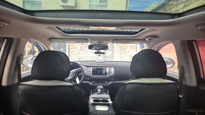 Kia Sportage 2012, 175,000 km - 2.0 l - Bakı