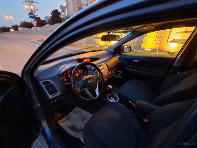 Hyundai i20 2010, 212,000 km - 1.6 l - Bakı