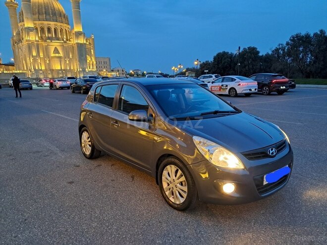 Hyundai i20 2010, 212,000 km - 1.6 l - Bakı