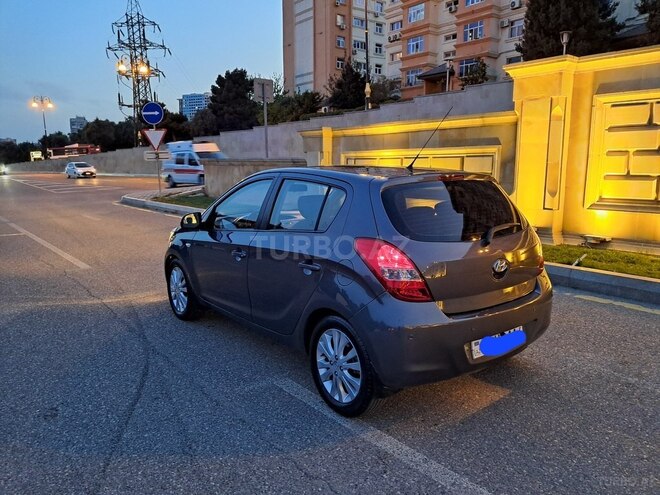 Hyundai i20 2010, 212,000 km - 1.6 l - Bakı