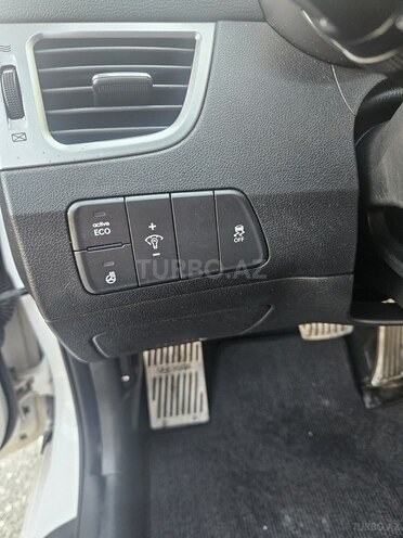 Hyundai Elantra 2012, 183,000 km - 1.6 l - Bakı