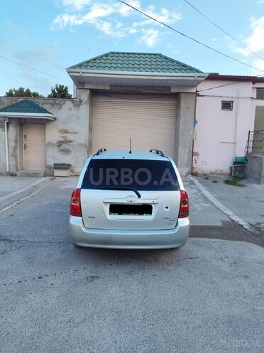 Toyota Corolla 2005, 250,000 km - 1.4 l - Bakı