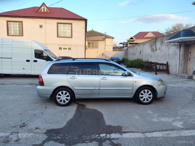 Toyota Corolla 2005, 250,000 km - 1.4 l - Bakı