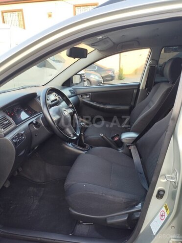 Toyota Corolla 2005, 250,000 km - 1.4 l - Bakı