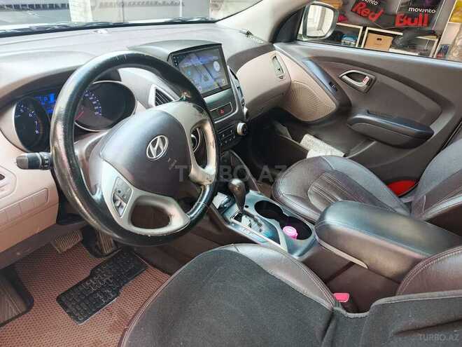 Hyundai ix35 2011, 203,000 km - 2.0 л - Bakı