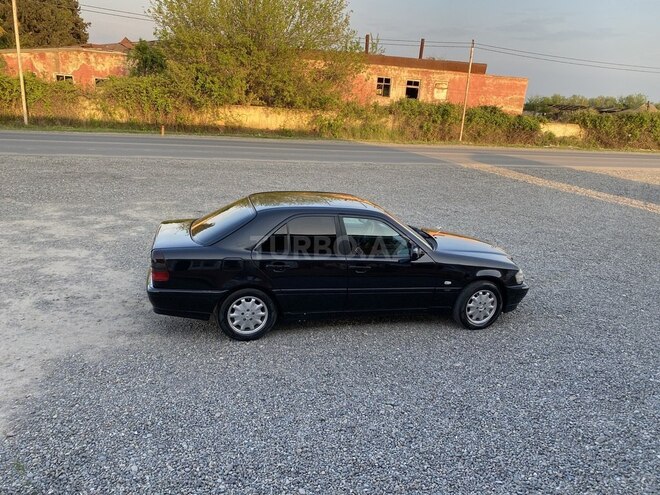 Mercedes C 220 d 2000, 234,567 km - 2.2 l - İmişli