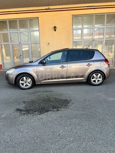 Kia Ceed 2008, 227,000 km - 1.6 л - İmişli