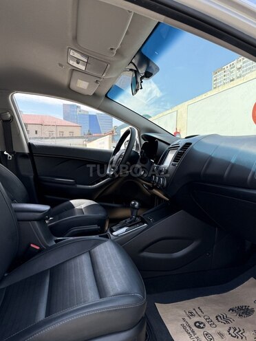 Kia K3 2017, 125,000 km - 1.6 l - Bakı