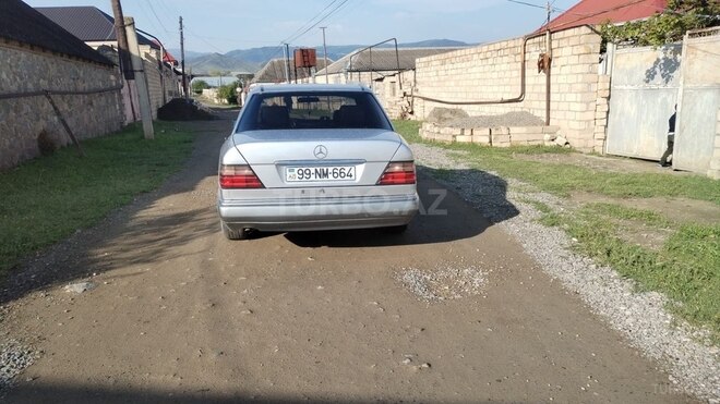 Mercedes E 200 d 1995, 111,111 km - 2.0 l - Şəmkir