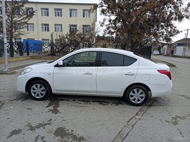 Nissan Sunny 2014, 326,000 km - 1.5 l - Bakı