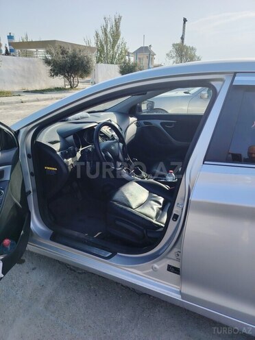 Hyundai Avante 2014, 262,000 km - 1.6 l - Bakı