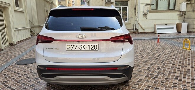 Hyundai Santa Fe-4