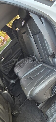 Hyundai Santa Fe-18
