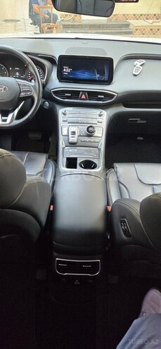 Hyundai Santa Fe-10
