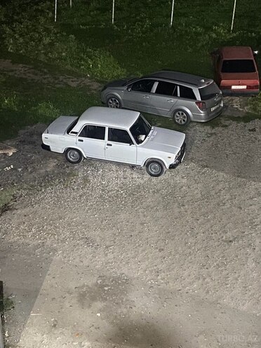 LADA (VAZ) 2107 2004, 95,000 km - 1.6 л - Şabran