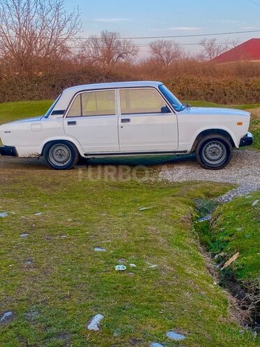 LADA (VAZ) 2107 2004, 95,000 km - 1.6 л - Şabran