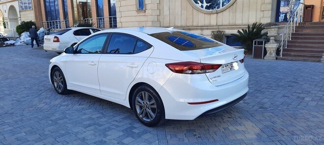 Hyundai Elantra 2017, 21,500 km - 2.0 l - Bakı