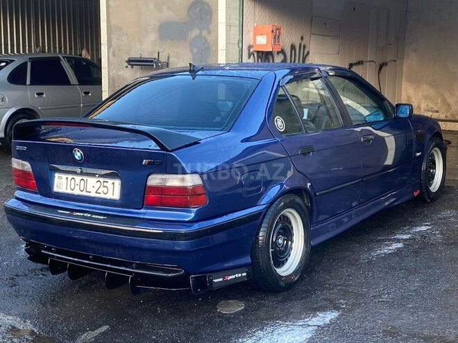 BMW 320 1992, 357,000 km - 2.0 l - Qax