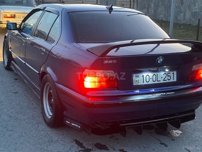 BMW 320 1992, 357,000 km - 2.0 l - Qax