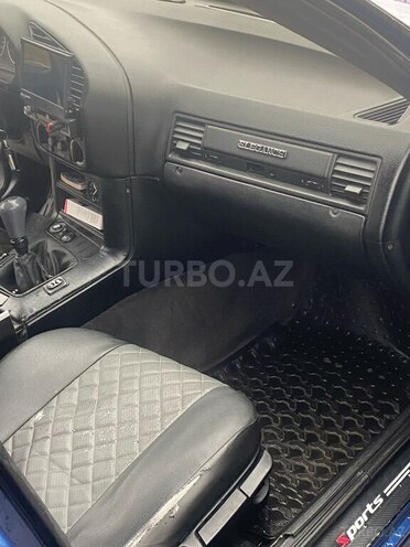 BMW 320 1992, 357,000 km - 2.0 l - Qax