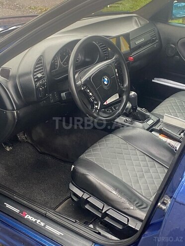BMW 320 1992, 357,000 km - 2.0 l - Qax
