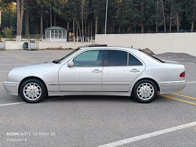 Mercedes E 270 2001, 415,000 km - 2.7 l - Sumqayıt