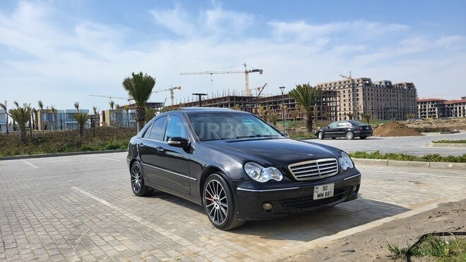 Mercedes C 230 2004, 180,000 km - 1.8 л - Sumqayıt