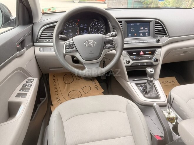 Hyundai Elantra 2016, 198,545 km - 2.0 л - Bakı