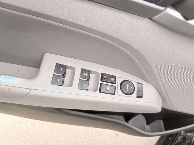 Hyundai Elantra 2016, 198,545 km - 2.0 л - Bakı