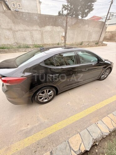 Hyundai Elantra 2016, 198,545 km - 2.0 л - Bakı
