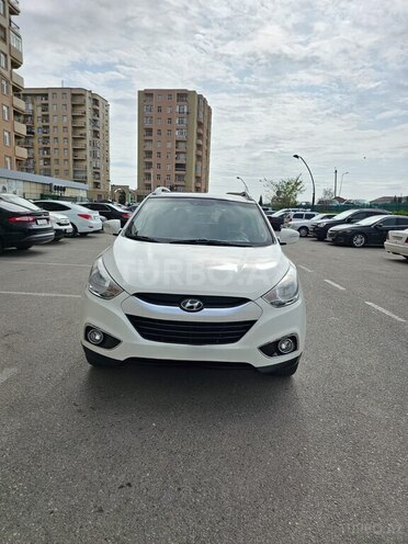 Hyundai ix35 2010, 238,000 km - 2.4 l - Bakı