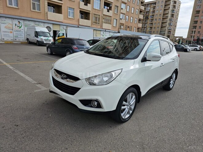 Hyundai ix35 2010, 238,000 km - 2.4 l - Bakı