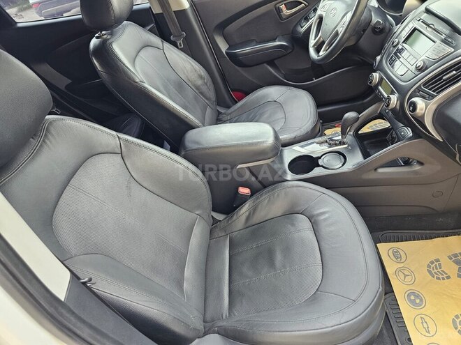 Hyundai ix35 2010, 238,000 km - 2.4 l - Bakı