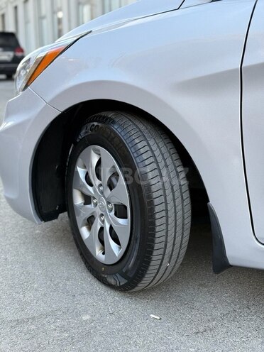 Hyundai Accent 2015, 117,500 km - 1.6 л - Bakı