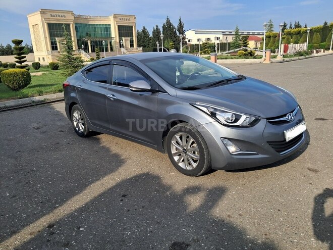 Hyundai Elantra 2015, 210,545 km - 1.6 l - Bakı