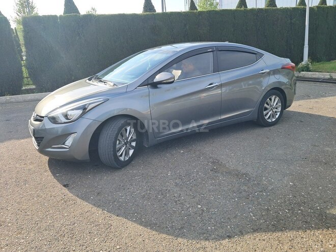 Hyundai Elantra 2015, 210,545 km - 1.6 l - Bakı