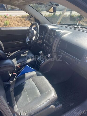 Jeep Compass 2011, 185,000 km - 2.4 l - Bakı