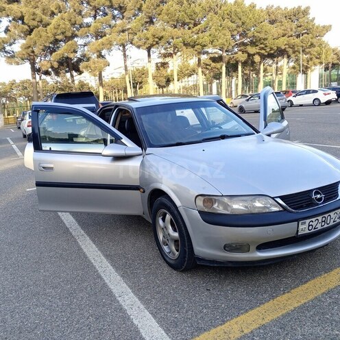 Opel Vectra 1997, 316,478 km - 2.0 l - Sumqayıt