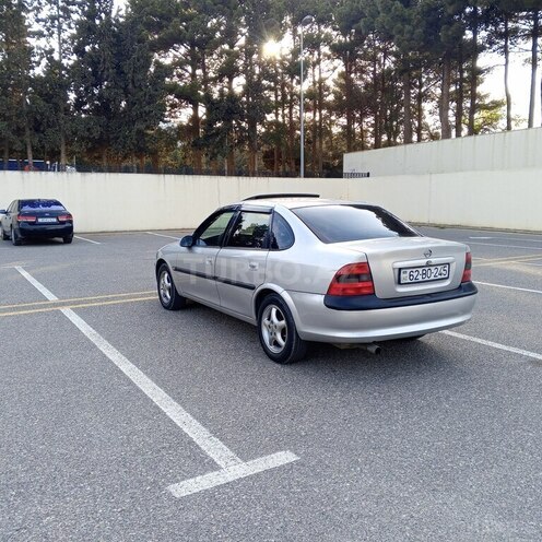 Opel Vectra 1997, 316,478 km - 2.0 l - Sumqayıt